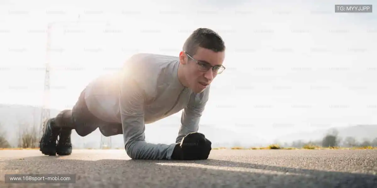 🎁限量周边,粉丝专属!🎾 把偶像力量穿在身上!